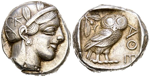 12 - ATICA, Atenas. Tetradracma. (Ar. 17,16g/24mm). 454-404 a. C. (HGC 4, 1597). Anv: Cabeza de Atenas con casco ornamentado a la derecha. Rev: Búho estante a derecha mirando al frente, delante leyenda: AOE, detrás rama de olivo trasera y media luna. MBC+ .  - 450€