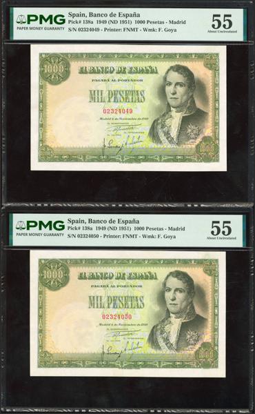 327 - 100 Pesetas. 4 de Noviembre de 1946. Pareja correlativa. Sin serie. (Edifil 2023: 458, Pick: 138a). Rara pareja. EBC+. Encapsulados PMG55, ambos. - 650€