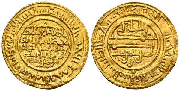 936 - ALMORAVIDES, Ali Ben Yusuf y el Emir Sir. Dinar. (Au. 4,13g/26mm). 530H. Al-Mariya (Almería). (Vives 1750; Hazard 357). EBC. Bonito ejemplar, escaso así. - 800€