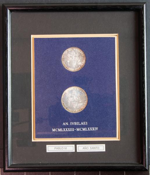 M0000005503 - World coins