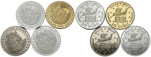 M0000009695 - World coins